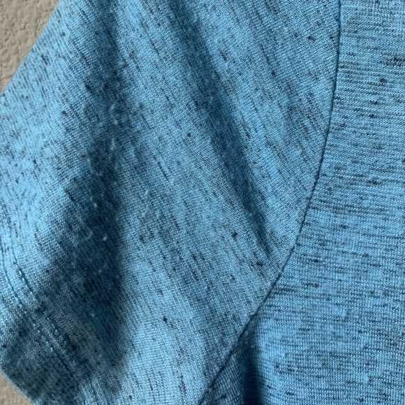 Disney Arial T shirt. Size XS. - Picture 9 of 9